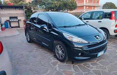 Peugeot 207 - 2006