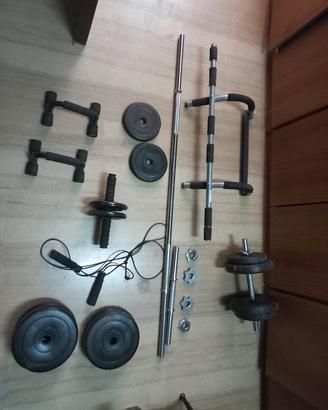 Set attrezzi palestra