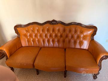 Divano in vera pelle