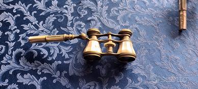 Binocolo da teatro francese in madreperla