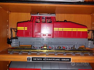 LOCOMOTIVA MARKLIN SCALA 1 + CARRI CHIUSI SCATOLE
