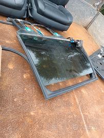 vetro posteriore destro Porsche Cayenne 