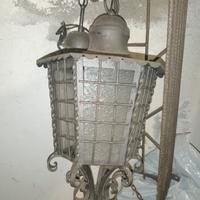 Grande lanterna antica in ferro battuto
