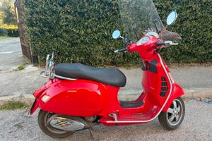 Vespa 250 gts