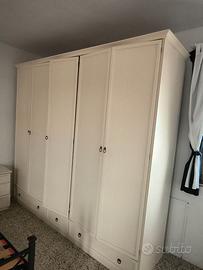 Armadio a 5 ante