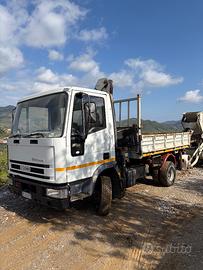 Eurocargo  80-18 ribaltabile con gru