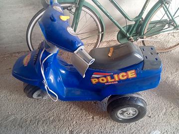 Motorino per bambini a batteria 