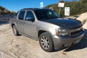 Chevrolet Avalanche pick up