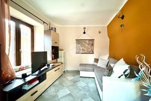 CASA DI CORTE A REANO