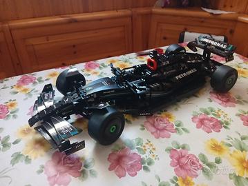 lego technic F1 mercedes
