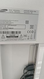 samsung 4k  leggero difetto