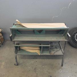 Dispenser rotoli carta per mascheratura