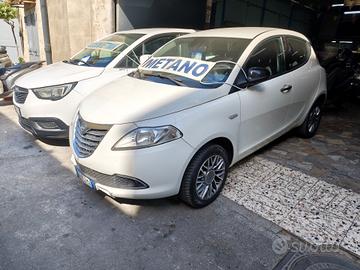 Lancia Ypsilon 0.9 TwinAir 85 CV 5 porte Metano Ec