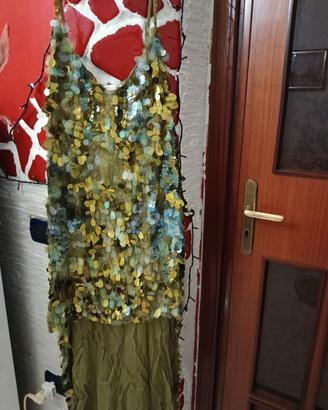 Abito lungo in paillettes verde 