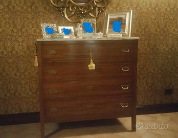 Cassettone intarsiato primissimi 900 restaurato