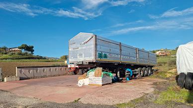 Semirimorchio ribaltabile