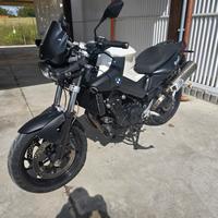 Bmw F800R CON BORSONI LATERALI