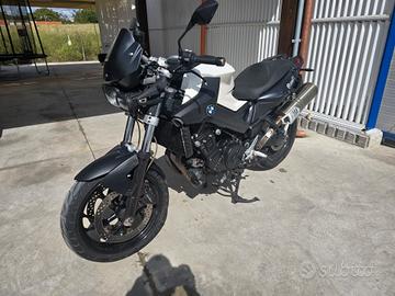Bmw F800R CON BORSONI LATERALI