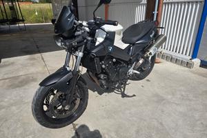 Bmw F800R CON BORSONI LATERALI
