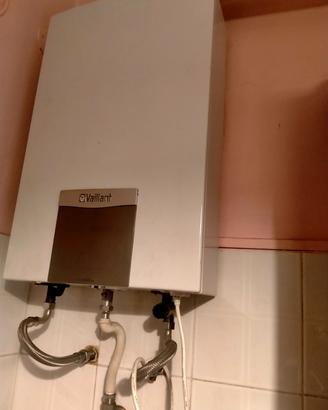 scalda acqua Vaillant turbo Mag 