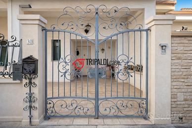 Indipendente con giardino su tre lati in Talsano