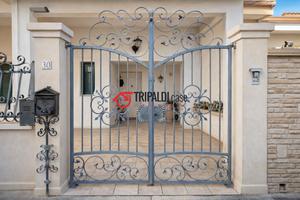 Indipendente con giardino su tre lati in Talsano