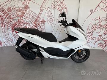 Honda PCX 125 - YM 2023