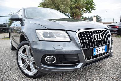Audi Q5 4X4 3.0V6 TDI 245CV quattro S-tronic Advan