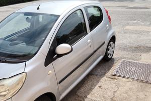 Auto Peugeot 108