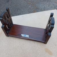 piccola mensola in legno massiccio 