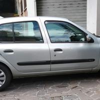 RENAULT Clio 2ª serie - 2001