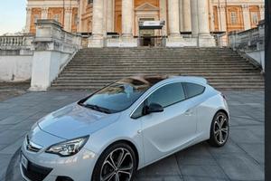 Opel Astra [Gtc] – 195cv