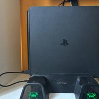 PlayStation 4 + Supporto + gioco 