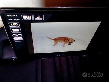 Cornice digitale sony