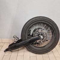 forcelle+ ruota posteriore aprilia sx 125 2024