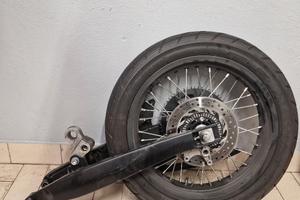 forcelle+ ruota posteriore aprilia sx 125 2024