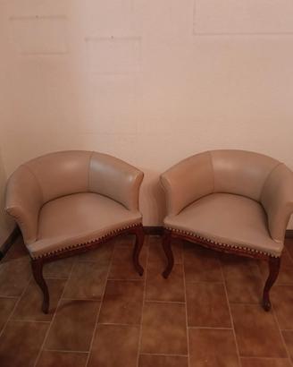 coppia di poltroncine a pozzetto