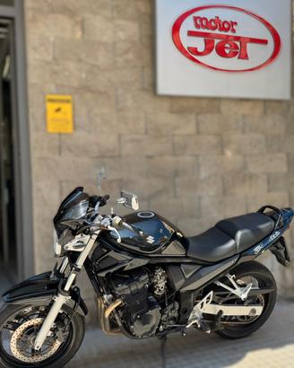 SUZUKI BANDIT 650