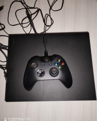 Xbox one x 1 tb boxata