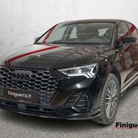 Audi Q3 45 TFSI quattro S tronic Identity Black