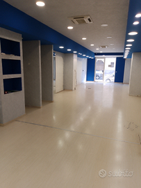 Locale commerciale centrale