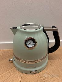 Bollitore elettrico KitchenAid Artisan pistacchio