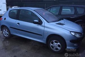 Ricambi usati Peugeot 206