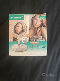 specchio per il trucco led