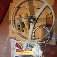 Alcuni piccoli lotti ricambi per auto d'epoca!!!