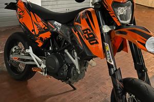 Ktm 690 smc 2008
