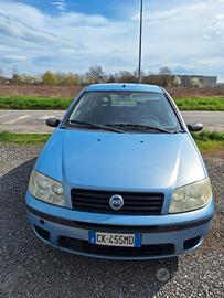 fiat punto anno 2004