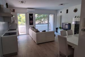 Trilocale con garage bolzano san giacomo