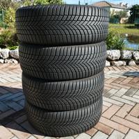 gomme invernali Bridgestone 205\55\16 DOT4020