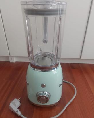 Frullatore da tavolo SMEG 